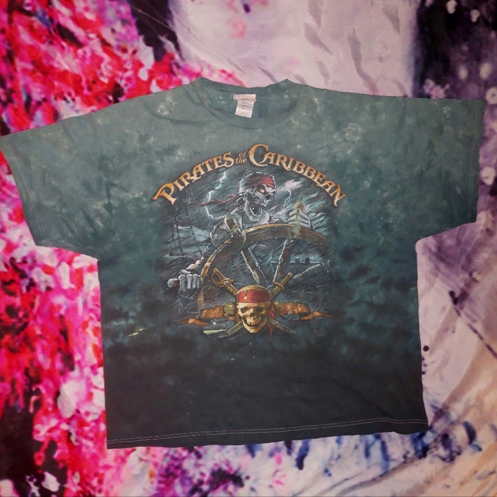 Pirates of the Caribbean Disney T-shirt